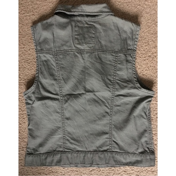 Kohl’s MUDD Sage Green Denim Button-Down Vest Jacket - Picture 7 of 8